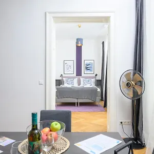https://central-city-apartments.vienna-besthotels.com